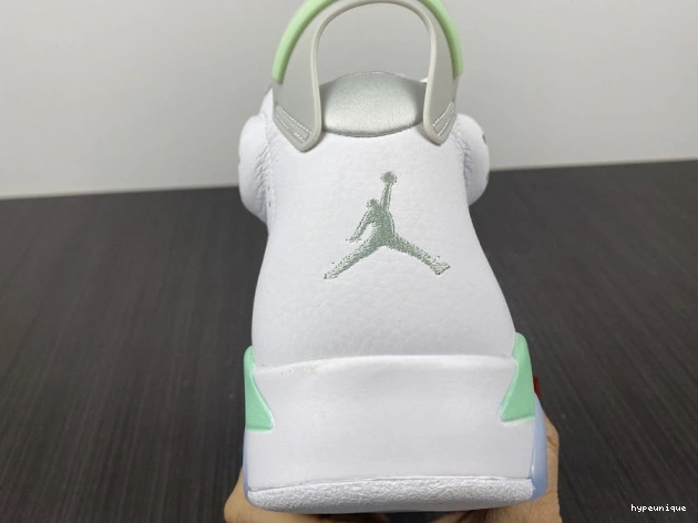 HYPE Air DQ4914-103 Jordan Mint 6 Foam WMNS 0707